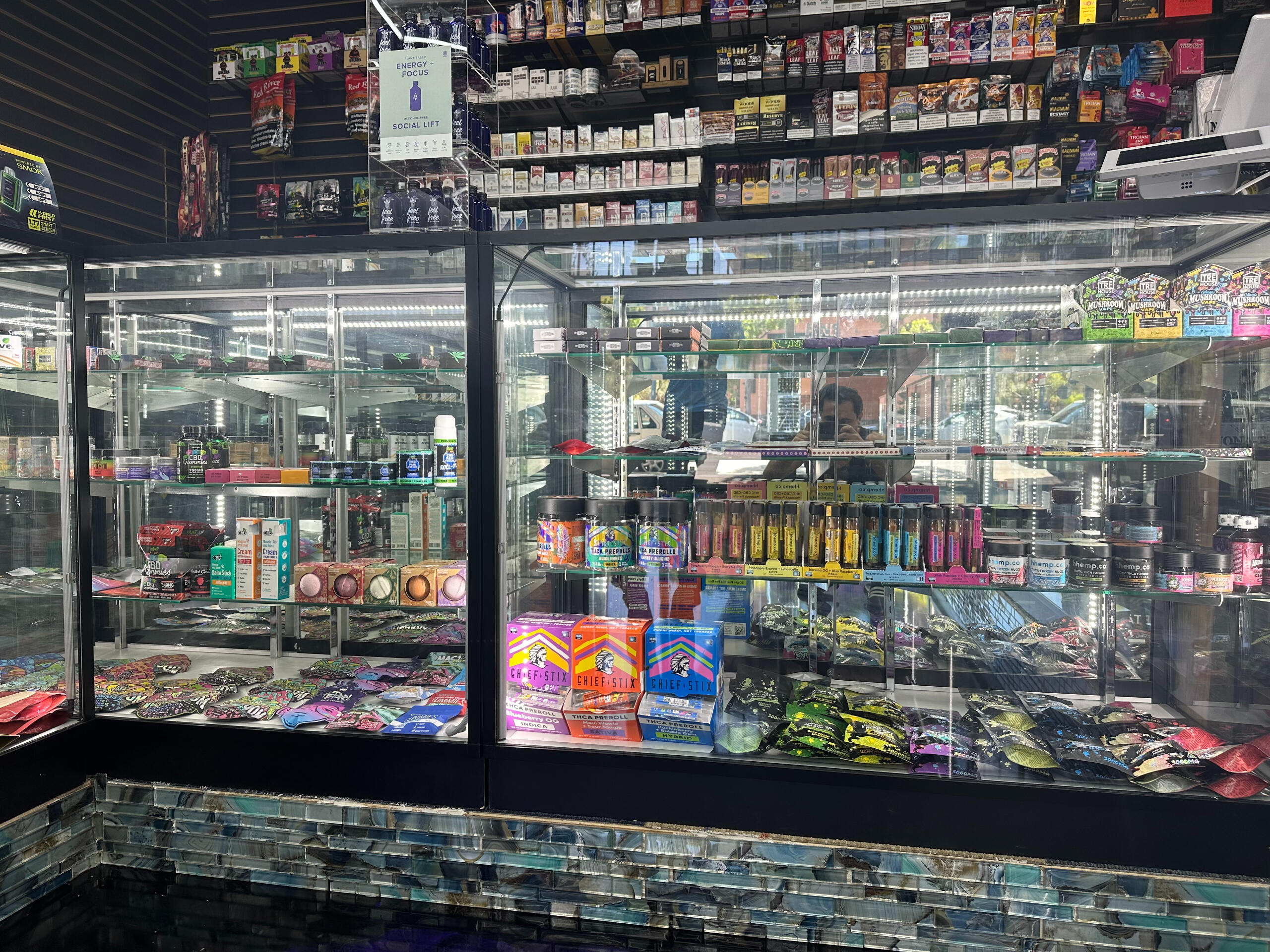 Galaxy San Mateo Smoke Shop | Open Daily Late Nights | 9 am to 12 am Galaxy San Mateo Smoke Shop | Open Daily Late Nights | 9 am to 12 am